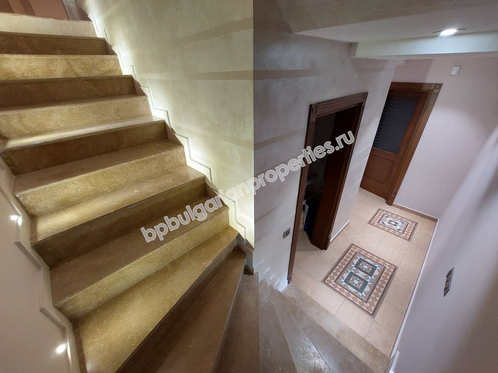 Luxury furnished three-storey family house for sale close to the  town of Burgas Luxury furnished three-storey family house for sale close to the  town of Burgas