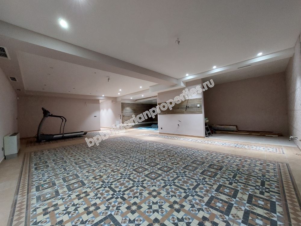 Luxury furnished three-storey family house for sale close to the  town of Burgas Luxury furnished three-storey family house for sale close to the  town of Burgas