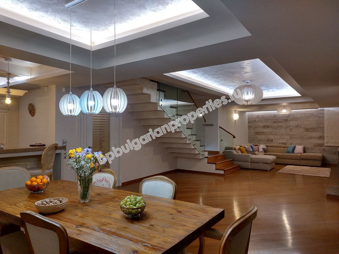 Luxury furnished three-storey family house for sale close to the  town of Burgas Luxury furnished three-storey family house for sale close to the  town of Burgas