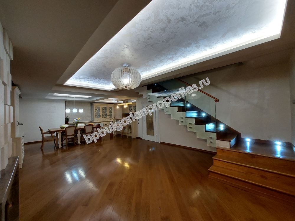 Luxury furnished three-storey family house for sale close to the  town of Burgas Luxury furnished three-storey family house for sale close to the  town of Burgas
