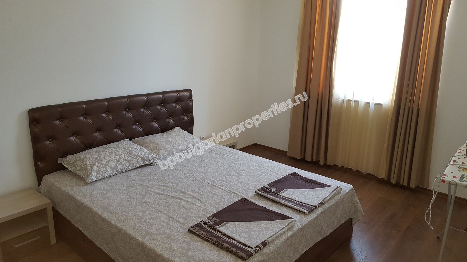 One-bedroom apartment for rent in the complex 