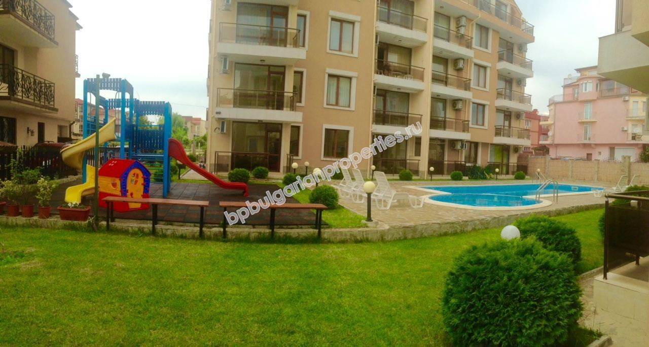 One-bedroom apartment for rent in the complex 