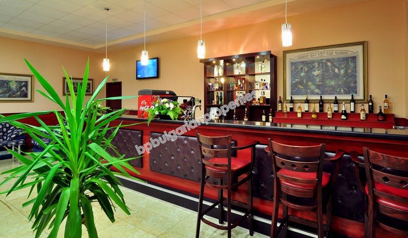 Luxury furnished 2-bedroom apartment for sale close to the beach in the resort Golden Sands Luxury furnished 2-bedroom apartment for sale close to the beach in the resort Golden Sands