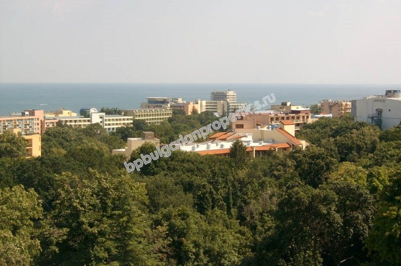 Luxury furnished 2-bedroom apartment for sale close to the beach in the resort Golden Sands Luxury furnished 2-bedroom apartment for sale close to the beach in the resort Golden Sands