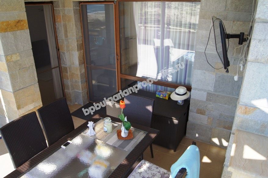 Luxury beachfront one-bedroom apartment for sale in the resort Lozenets Luxury beachfront one-bedroom apartment for sale in the resort Lozenets