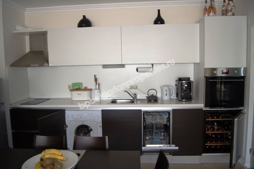 Luxury beachfront one-bedroom apartment for sale in the resort Lozenets Luxury beachfront one-bedroom apartment for sale in the resort Lozenets