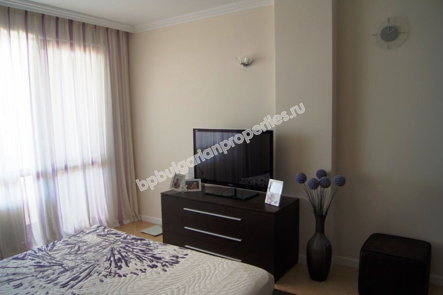 Luxury beachfront one-bedroom apartment for sale in the resort Lozenets Luxury beachfront one-bedroom apartment for sale in the resort Lozenets