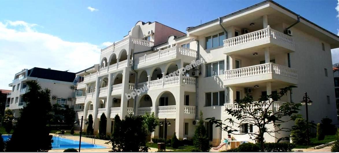 Luxury beachfront one-bedroom apartment for sale in the resort Sveti Vlas Luxury beachfront one-bedroom apartment for sale in the resort Sveti Vlas