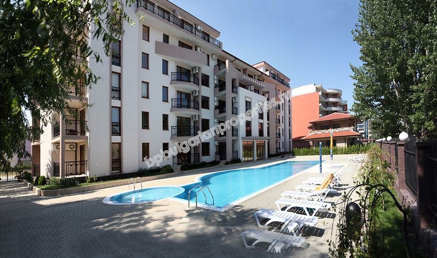 Luxury apartments close to the beach for sale in the resort Sunny Beach