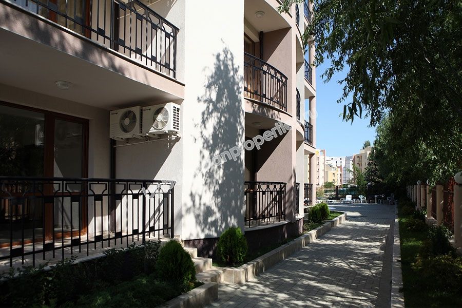 Luxury apartments close to the beach for sale in the resort Sunny Beach