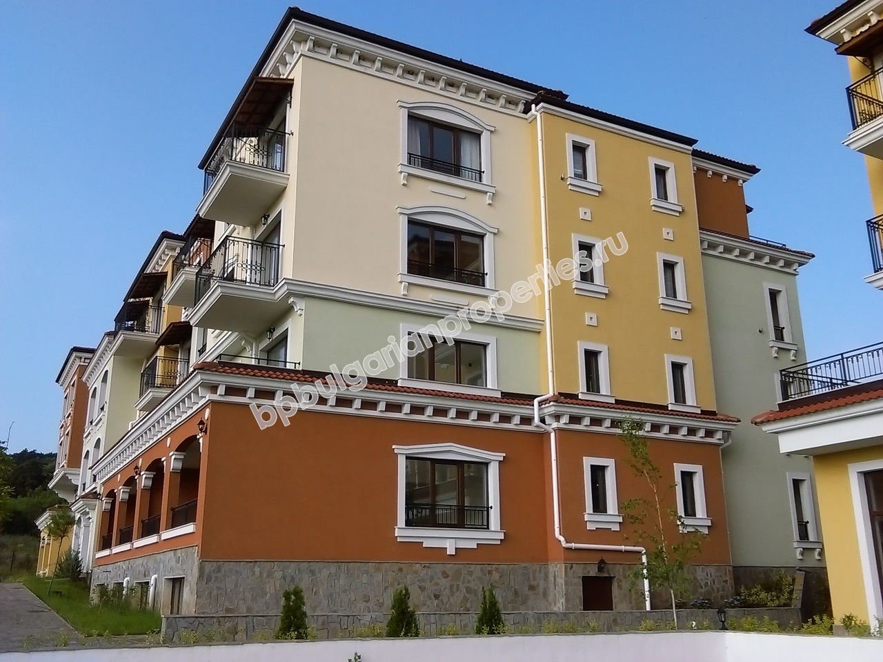 Luxury apartments close to the beach for sale in the town of Sozopol