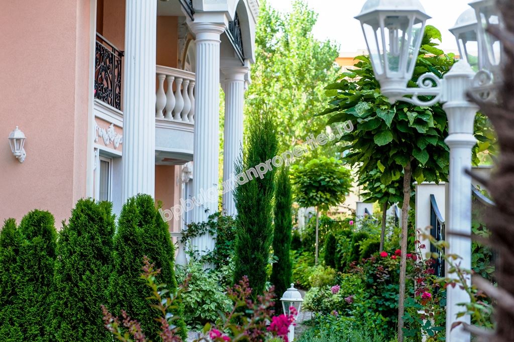 Luxury apartments for sale in the resort Sunny Beach Luxury apartments for sale in the resort Sunny Beach