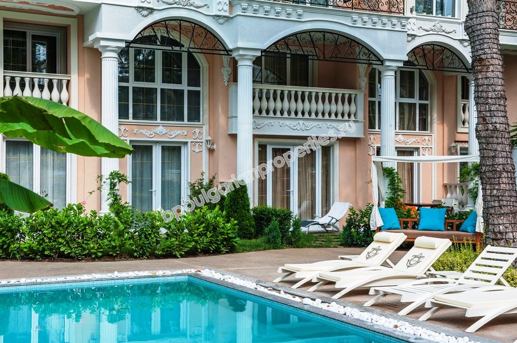 Luxury apartments for sale in the resort Sunny Beach Luxury apartments for sale in the resort Sunny Beach