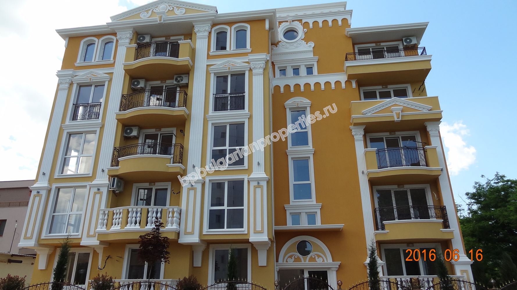 Luxury apartments for sale in the town of Nessebar Luxury apartments for sale in the town of Nessebar