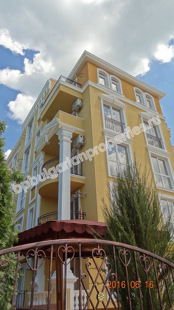 Luxury apartments for sale in the town of Nessebar Luxury apartments for sale in the town of Nessebar