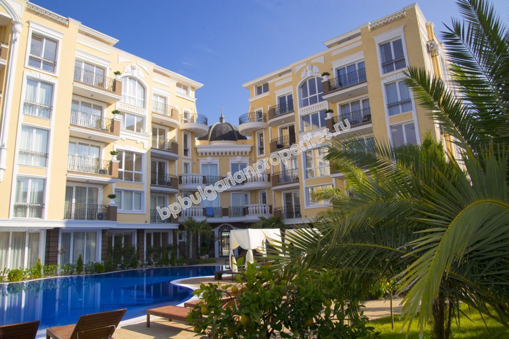 Luxury apartments in a new complex for sale in the resort Sunny Beach