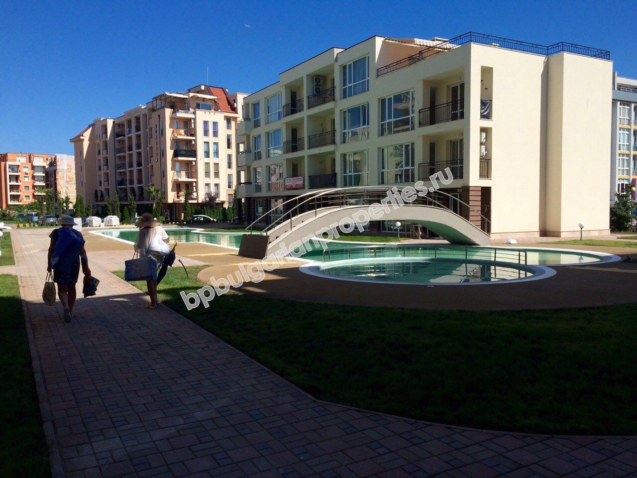 New furnished studio close to the beach for sale in the resort Sunny Beach