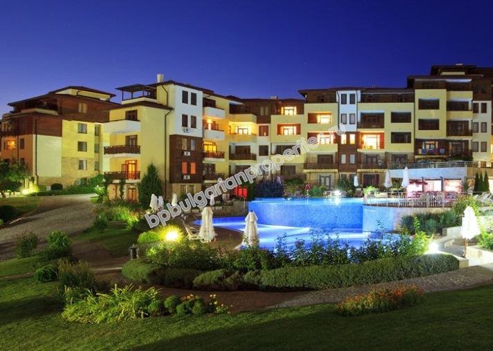 Beachfront luxury apartments for sale in the resort Sveti Vlas