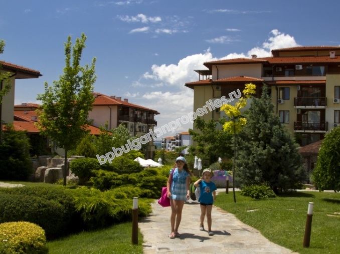 Beachfront luxury apartments for sale in the resort Sveti Vlas