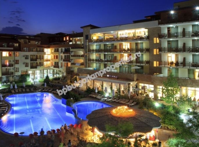 Beachfront luxury apartments for sale in the resort Sveti Vlas