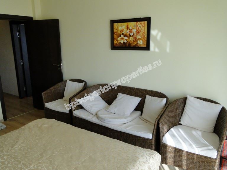Two-bedroom apartment for sale in the town of Obzor