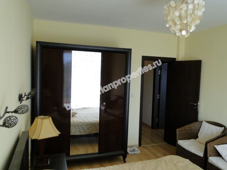 Two-bedroom apartment for sale in the town of Obzor