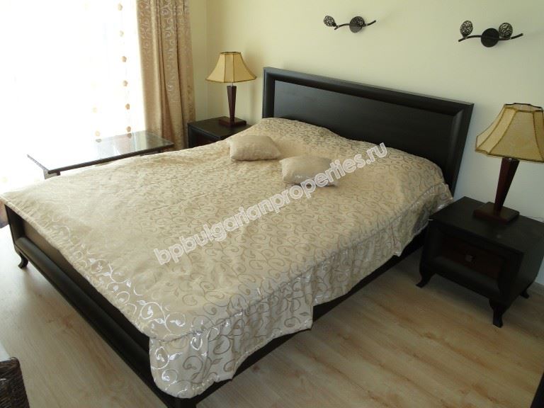 Two-bedroom apartment for sale in the town of Obzor