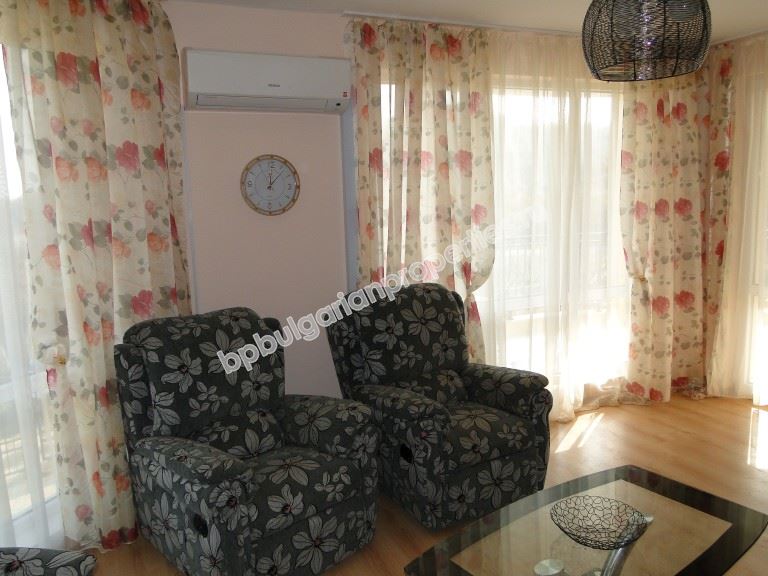 Two-bedroom apartment for sale in the town of Obzor