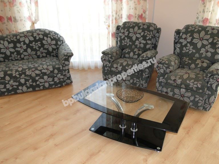 Two-bedroom apartment for sale in the town of Obzor