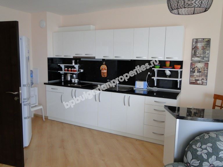 Two-bedroom apartment for sale in the town of Obzor
