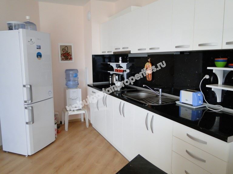 Two-bedroom apartment for sale in the town of Obzor