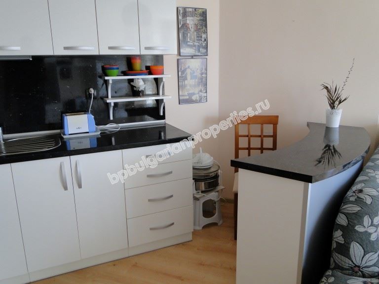 Two-bedroom apartment for sale in the town of Obzor