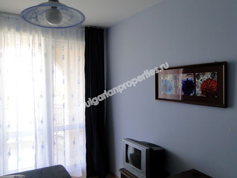 Two-bedroom apartment for sale in the town of Obzor