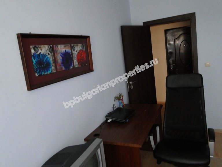 Two-bedroom apartment for sale in the town of Obzor