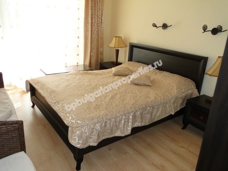 Two-bedroom apartment for sale in the town of Obzor