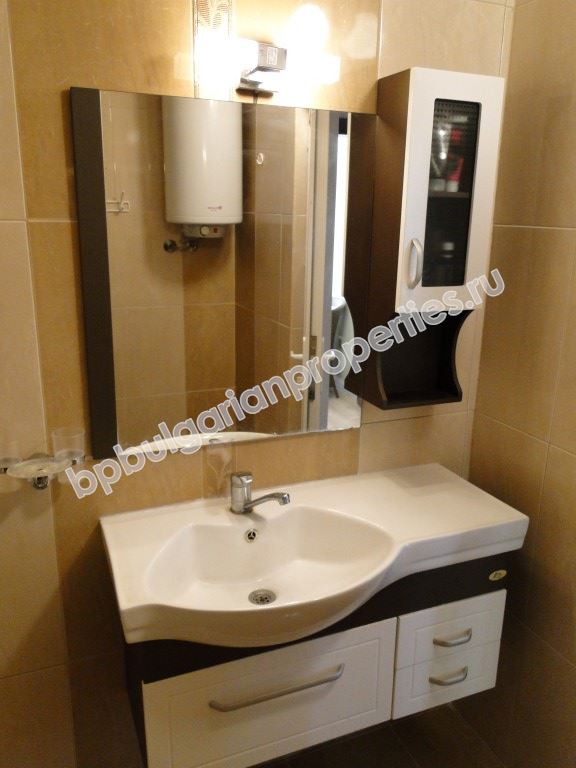 Two-bedroom apartment for sale in the town of Obzor