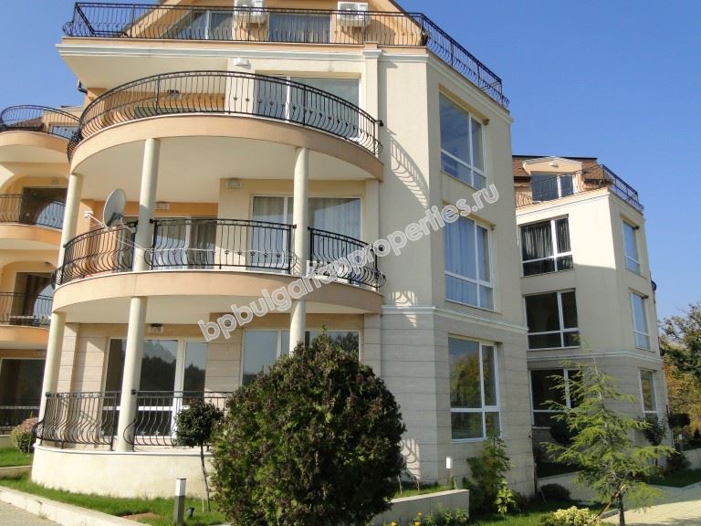 Two-bedroom apartment for sale in the town of Obzor