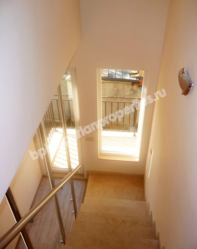 Family townhouses for sale in the resort Chrnomorets