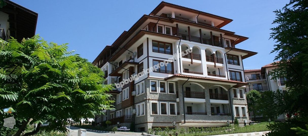 Luxury apartments for sale in a complex in the resort Sveti Vlas