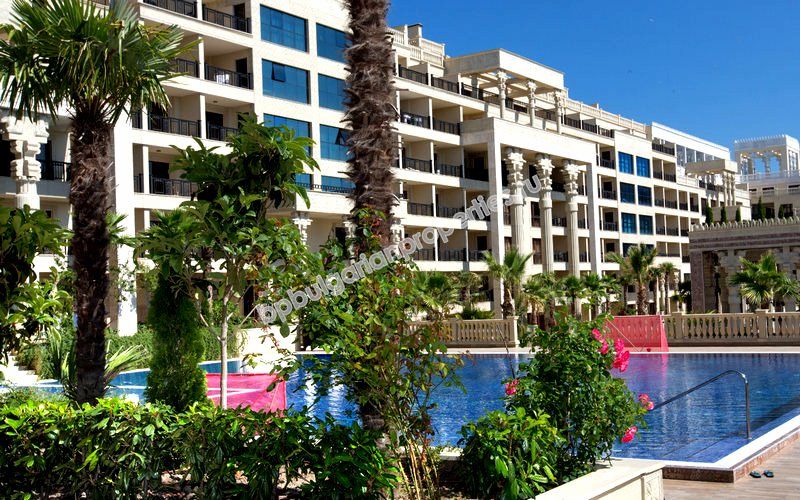 Luxury beachfront apartments for sale in the resort Golden Sands