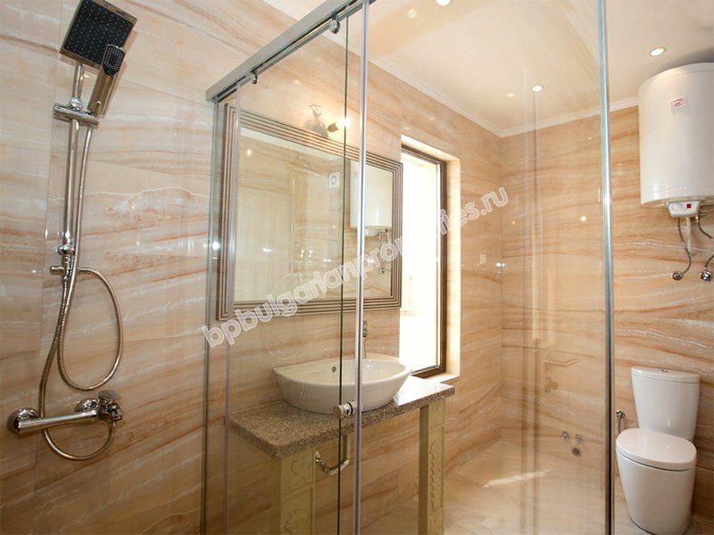 Luxury beachfront apartments for sale in the resort Golden Sands