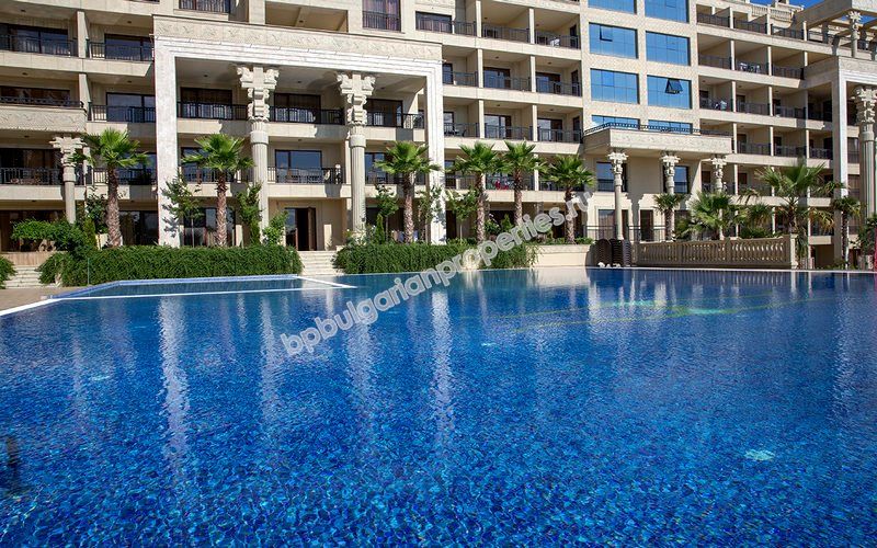 Luxury beachfront apartments for sale in the resort Golden Sands