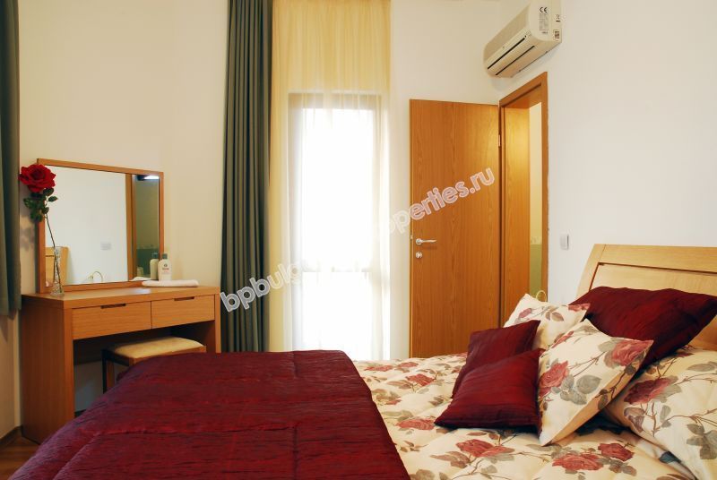 Luxury villas close to the sea for sale in a new complex near the town Aheloy