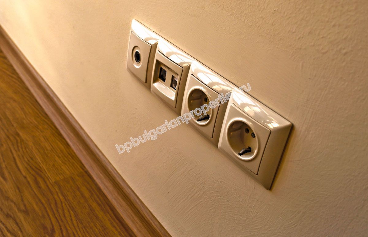 Luxury two-storey house for sale near the resort Sveti Vlas Luxury two-storey house for sale near the resort Sveti Vlas