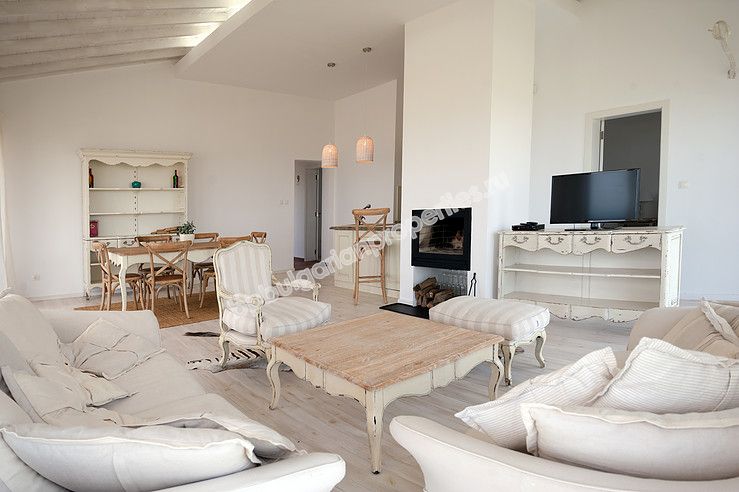 Luxury villas with sea panorama for sale in the resort Lozenets