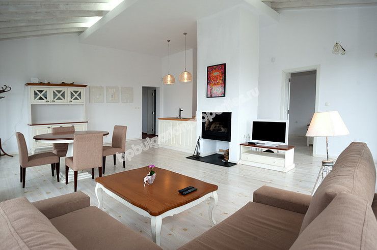 Luxury villas with sea panorama for sale in the resort Lozenets