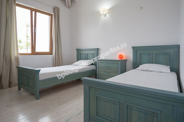 Luxury villas with sea panorama for sale in the resort Lozenets