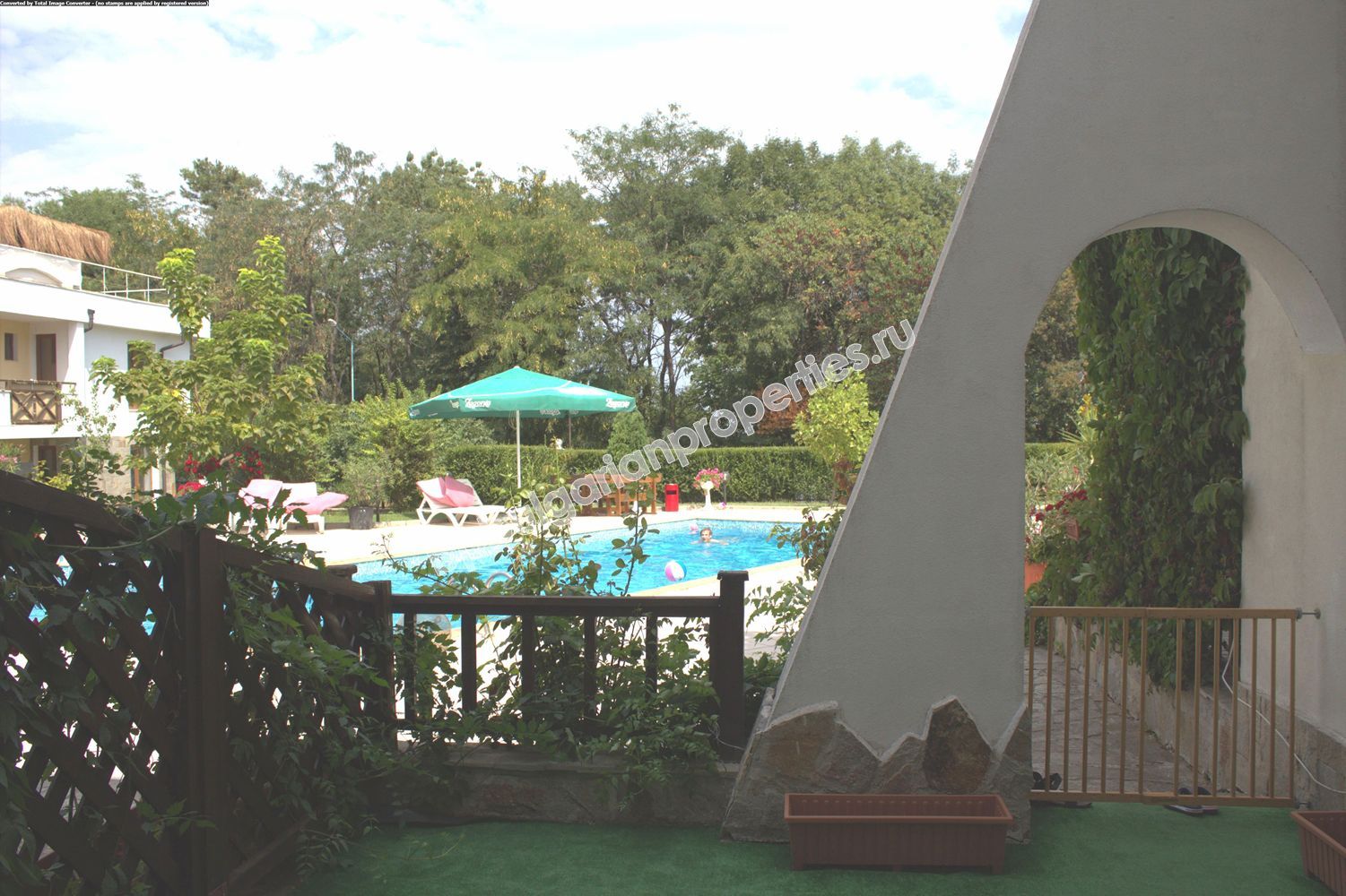 Luxury one-bedroom apartment for sale on the forst line to the sea in the town of Sozopol Luxury one-bedroom apartment for sale on the forst line to the sea in the town of Sozopol