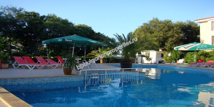 Luxury one-bedroom apartment for sale on the forst line to the sea in the town of Sozopol Luxury one-bedroom apartment for sale on the forst line to the sea in the town of Sozopol