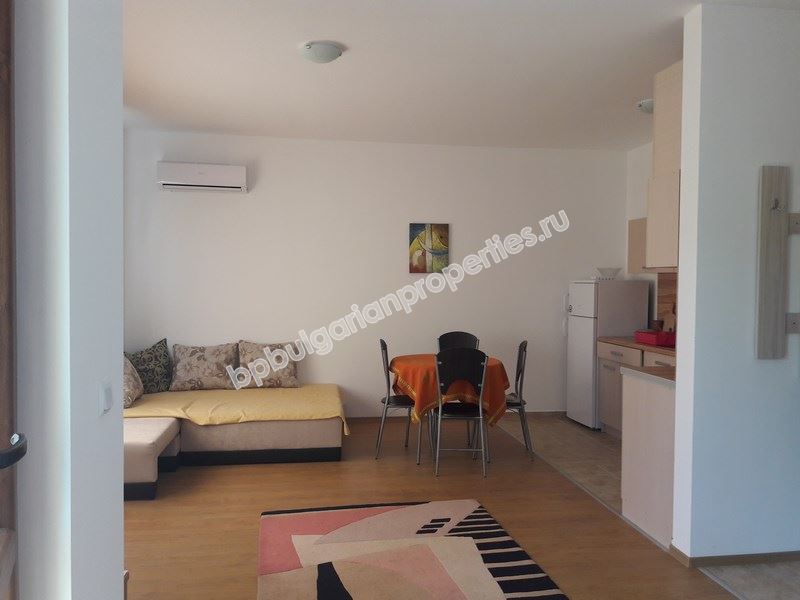 Spacious one-bedroom furnished apartment for sale in the resort Byala